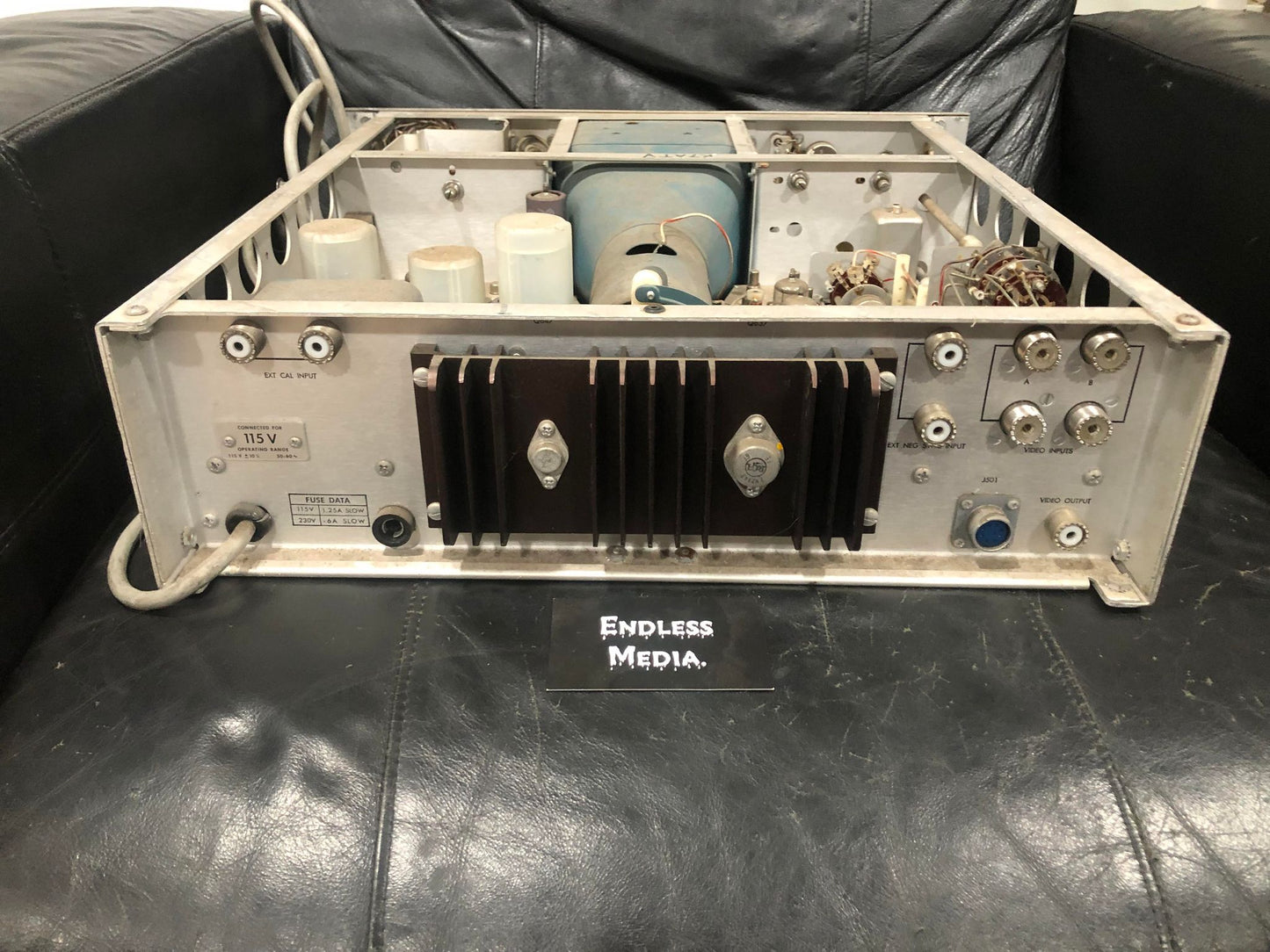 Tektronix Type RM 529 Waveform Monitor - Endless Media