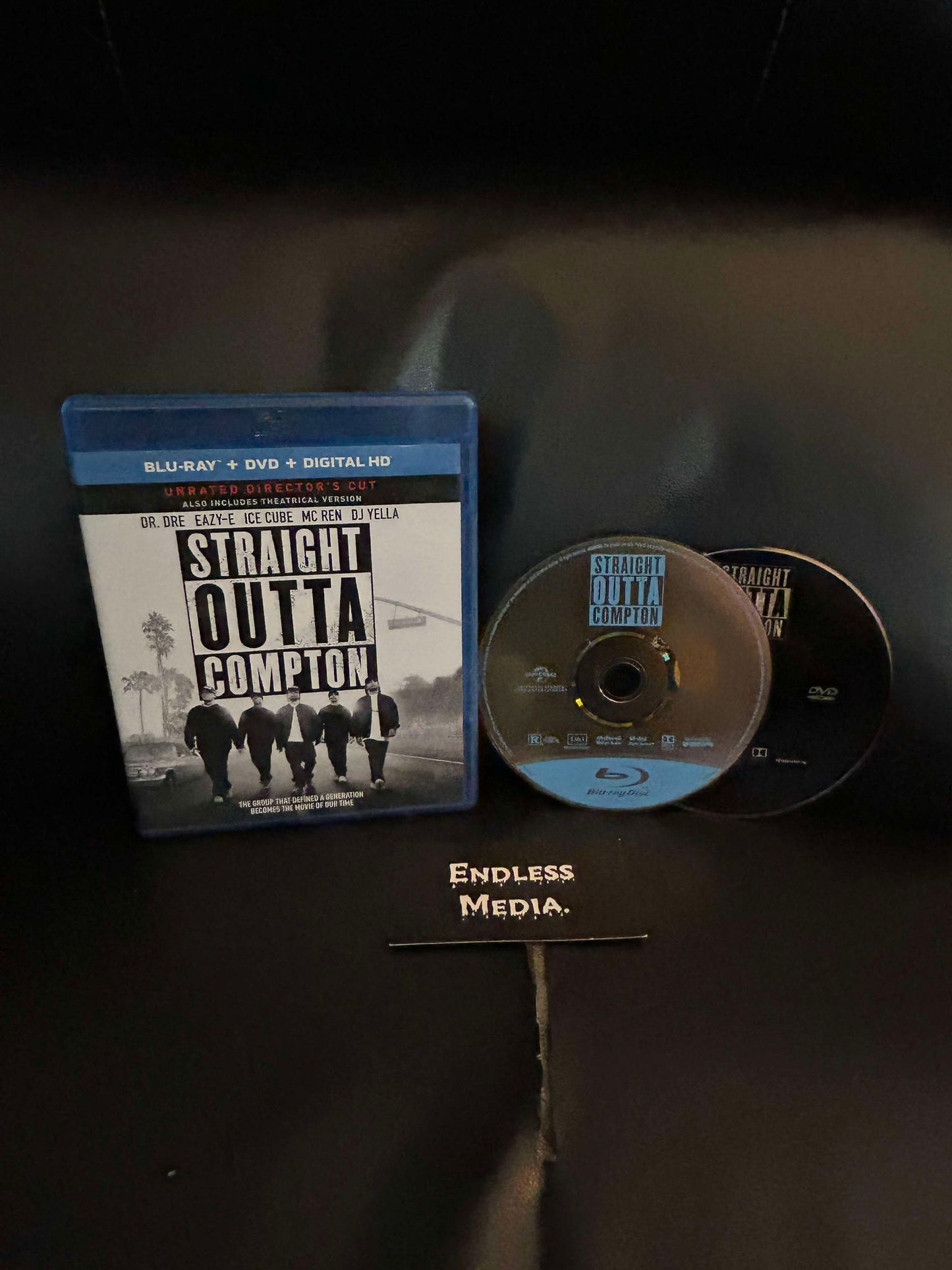 Straight Outta Compton [Blu-ray] (Very Good)