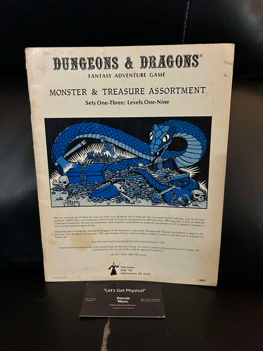 Dungeons & Dragons Monster & Treasure Assortment: Set One-Three: Levels One-Nine Softcover Book