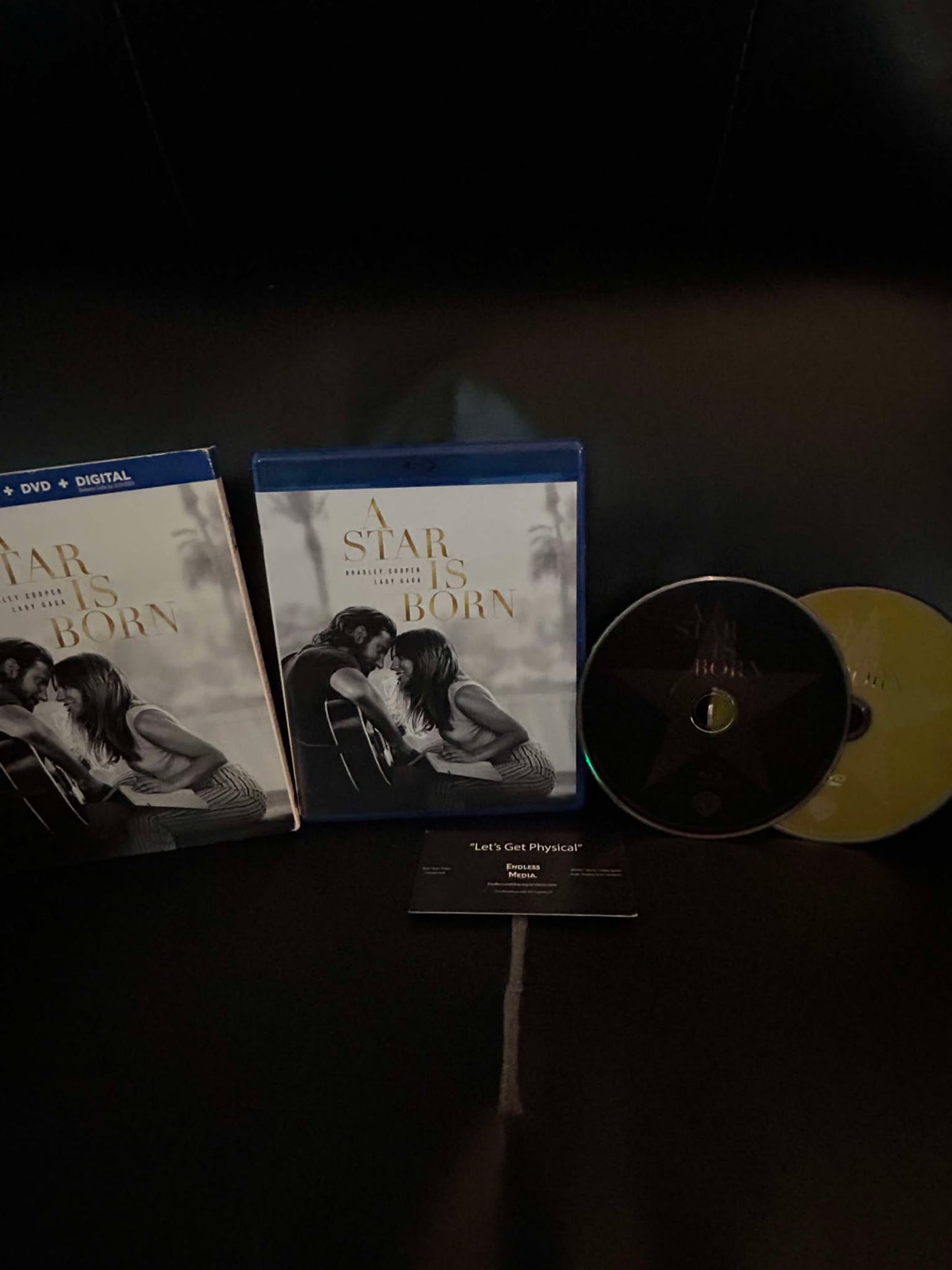 A Star Is Born Blu-ray (Very Good)