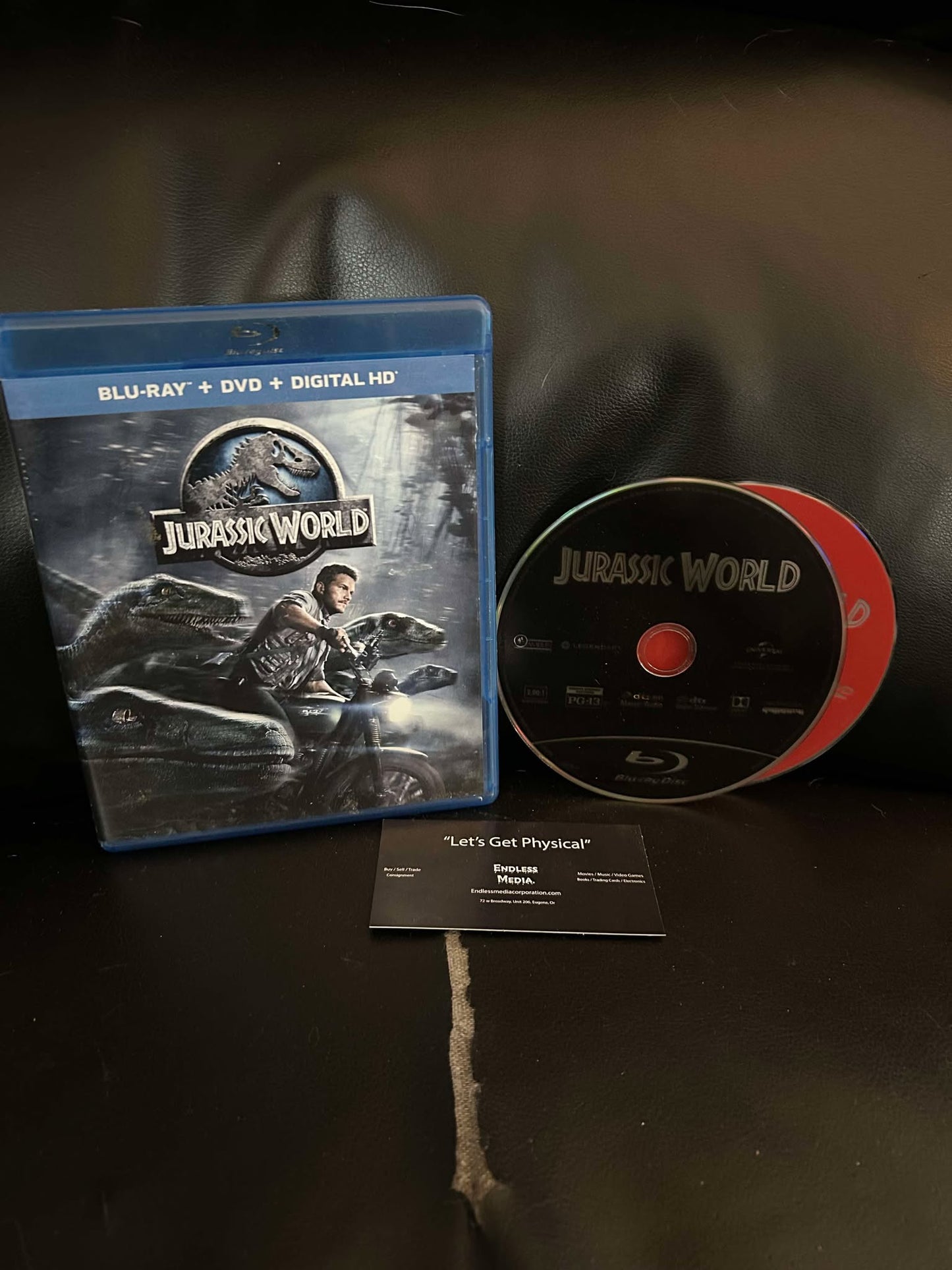 Jurassic World [Blu-ray] (Very Good)
