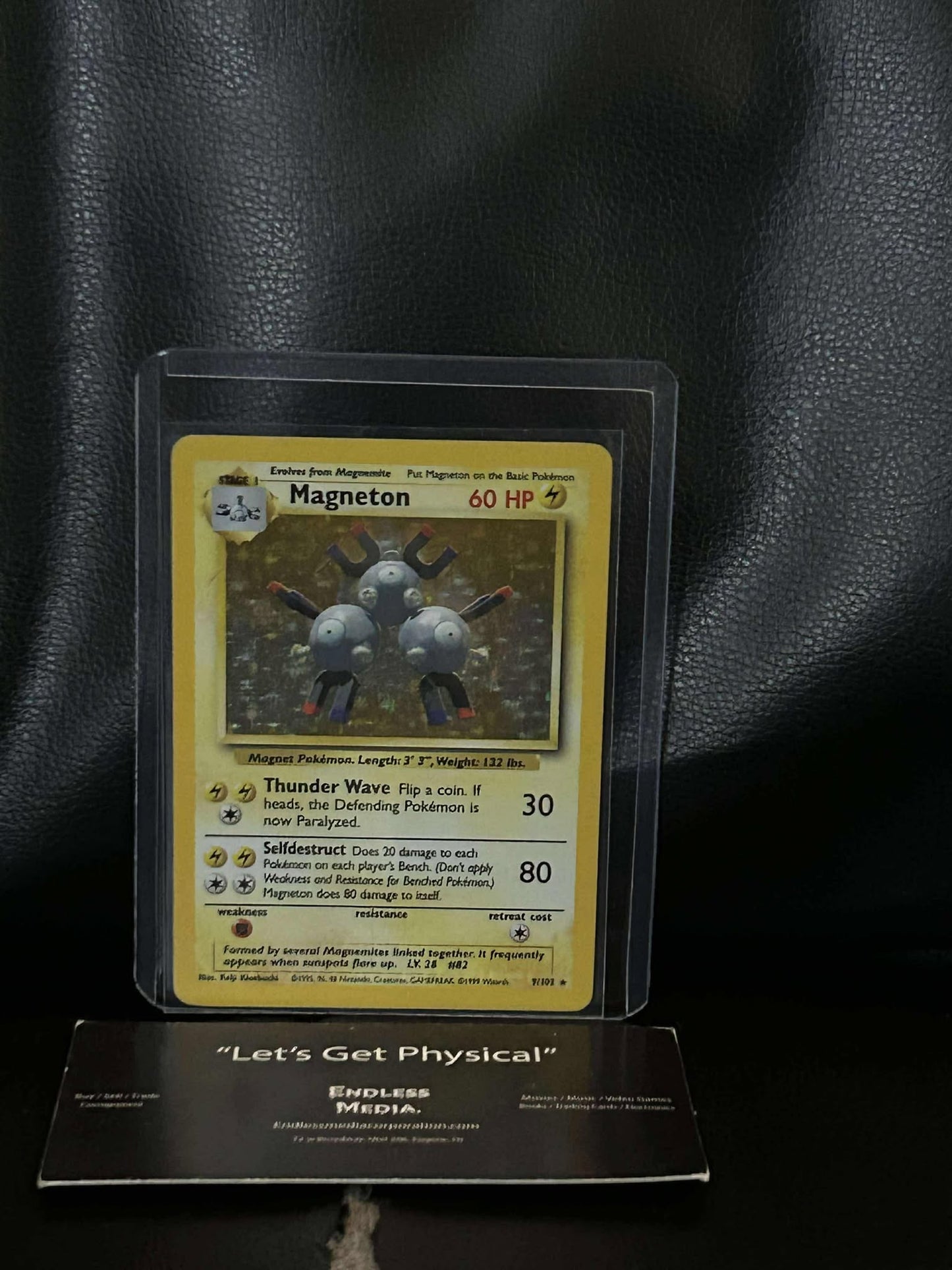 Magneton [BS - 009/102] Pokemon Trading Card