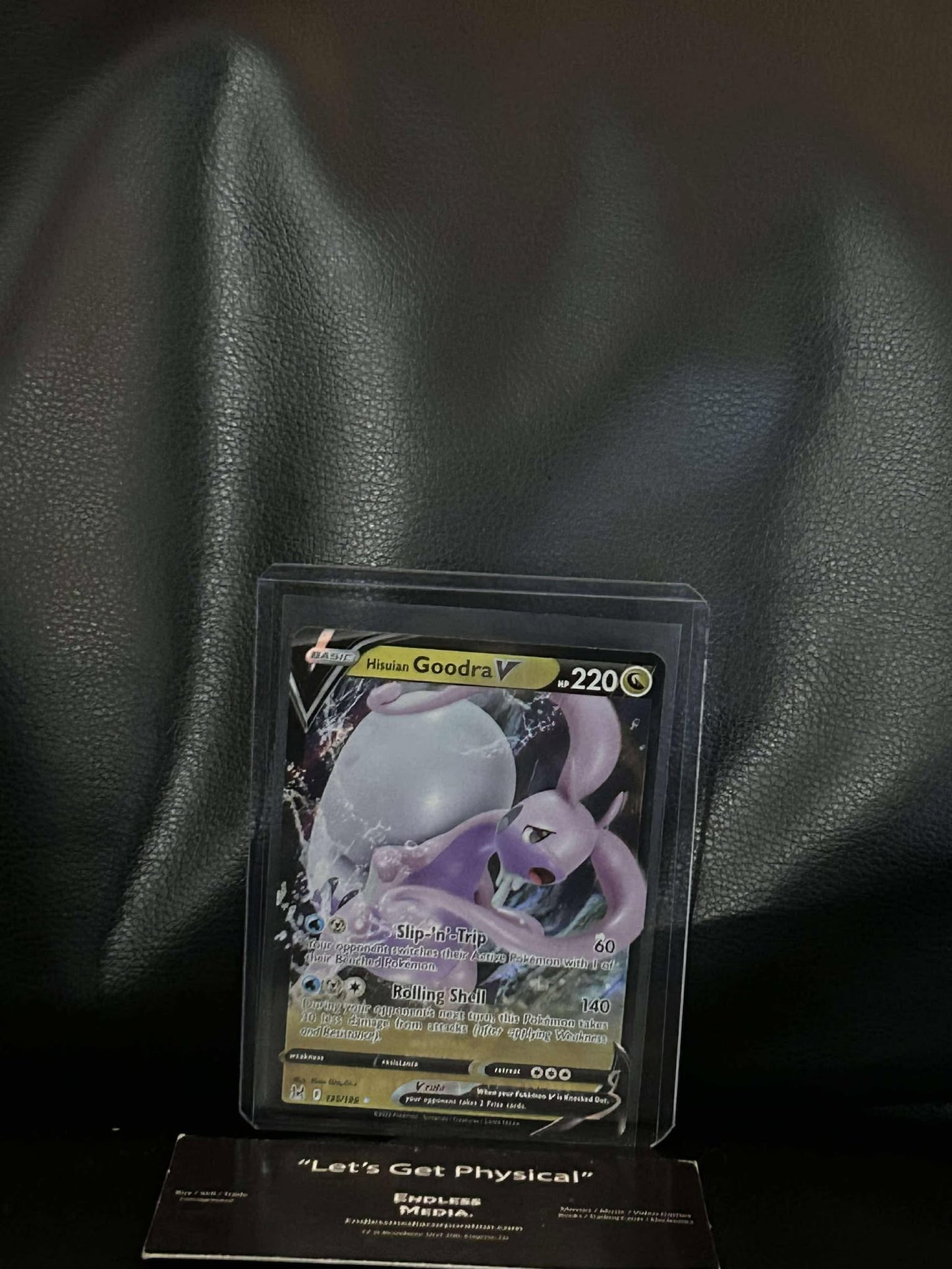 Hisuian Goodra V [SWSH11 - 135/196] Pokemon Trading Card