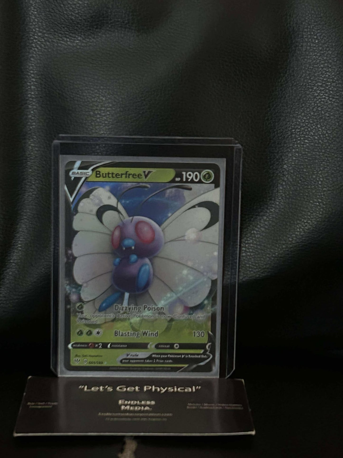 Butterfree V [SWSH03 - 001/189] Pokemon Trading Card